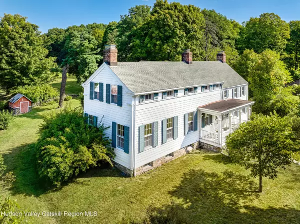 5 Fulton Homestead RD, Red Hook, NY 12571
