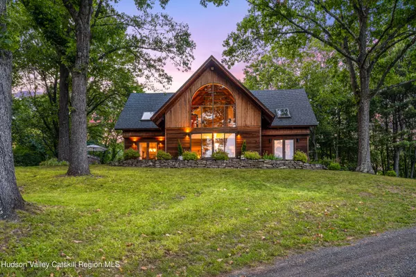 Kingston, NY 12401,407 Boulevard