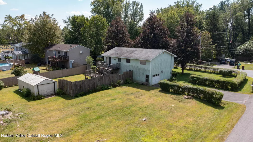 10 Pats LN, Stuyvesant, NY 12173
