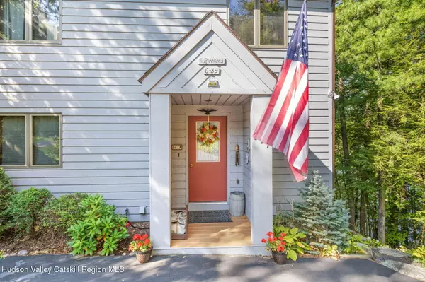 Athens, NY 12015,377 Tommy Trail    Lot G39