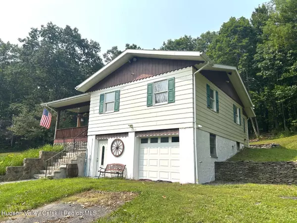 Haines Falls, NY 12436,375 N N. Lake RD