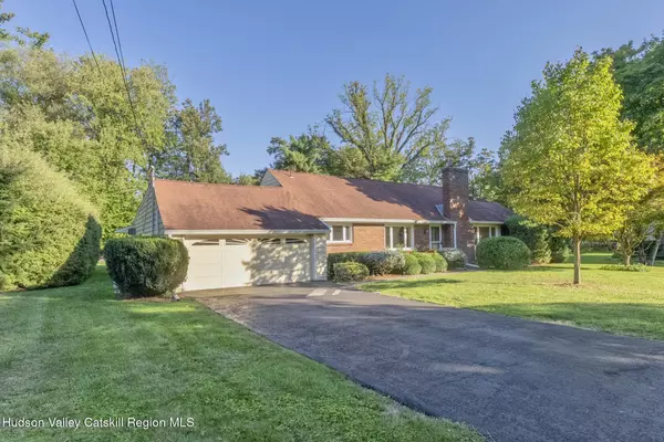 Hurley, NY 12443,118 Sunset TER