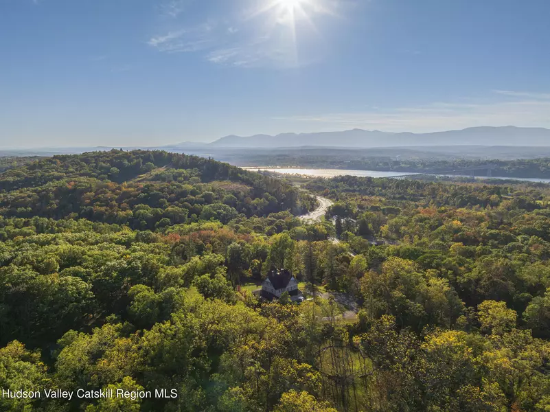 - Ny 23, Hudson, NY 12534