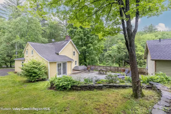 Accord, NY 12404,571-575 County Rt 2