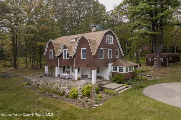57 Dellenbaugh RD, Cragsmoor, NY 12420
