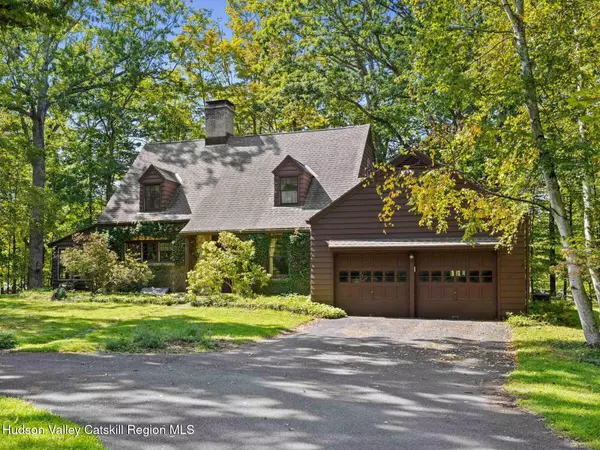45 N Oakwood TER, New Paltz, NY 12561