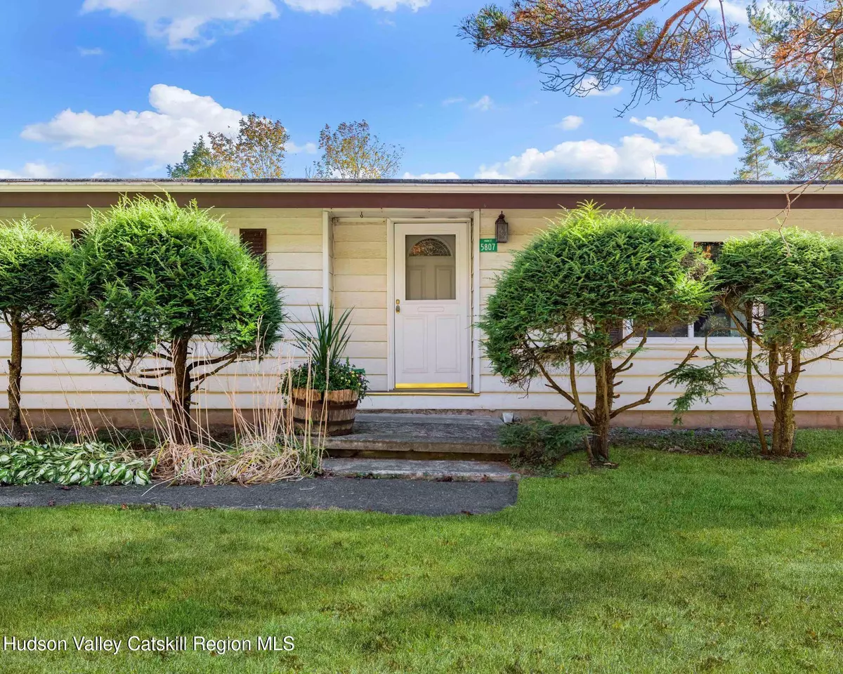 Tannersville, NY 12485,5807 Main ST