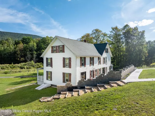 Windham, NY 12496,3 Leon Macglashan RD