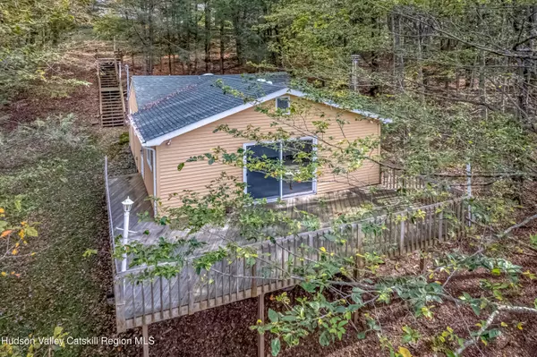 40 Overlook RD, Woodbourne, NY 12788