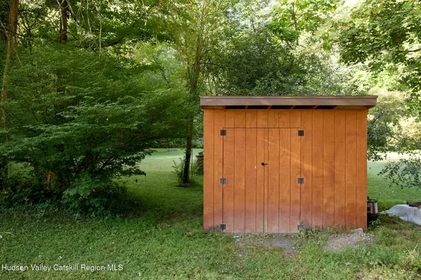 New Paltz, NY 12561,46 Shivertown RD