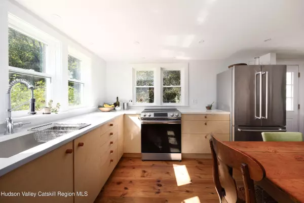 Saugerties, NY 12477,98 Nista RD