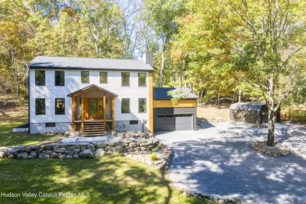 520 Plutarch RD, Highland, NY 12528