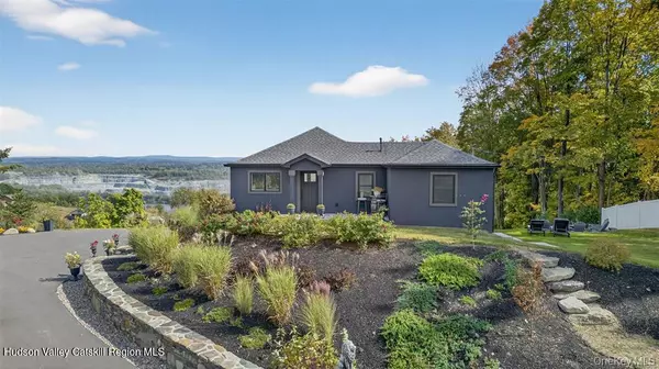 Marlboro, NY 12542,1568 Route 9w