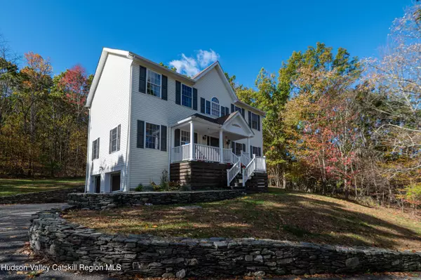 7 Birch Hill RD, Copake, NY 12521