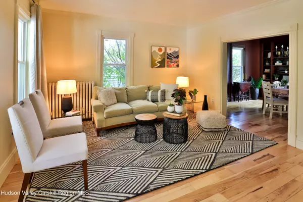 Kingston, NY 12401,192 Downs ST