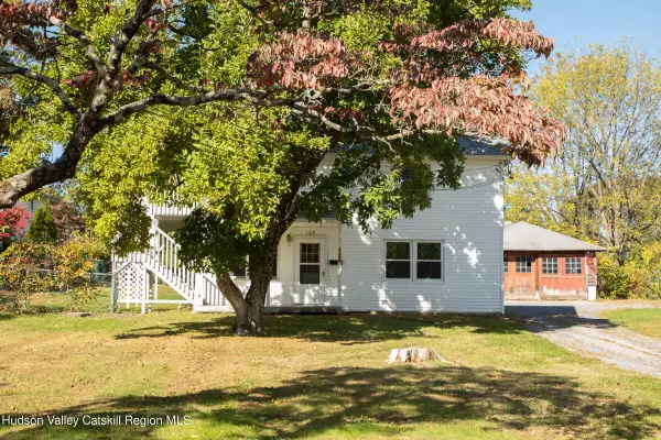 Rhinebeck, NY 12572,105 E Market ST