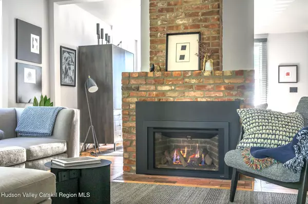 Hudson, NY 12534,238 Allen ST