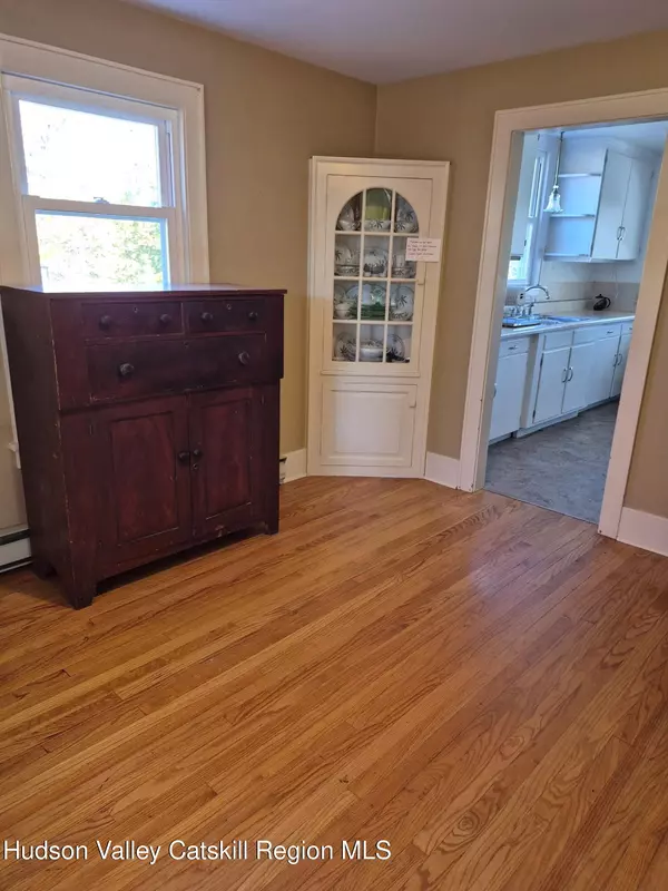 New Paltz, NY 12561,28 North Manheim BLVD