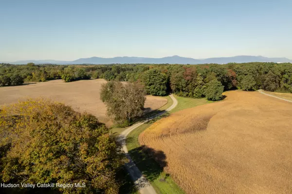 Clermont, NY 12526,71 Buckwheat Bridge RD