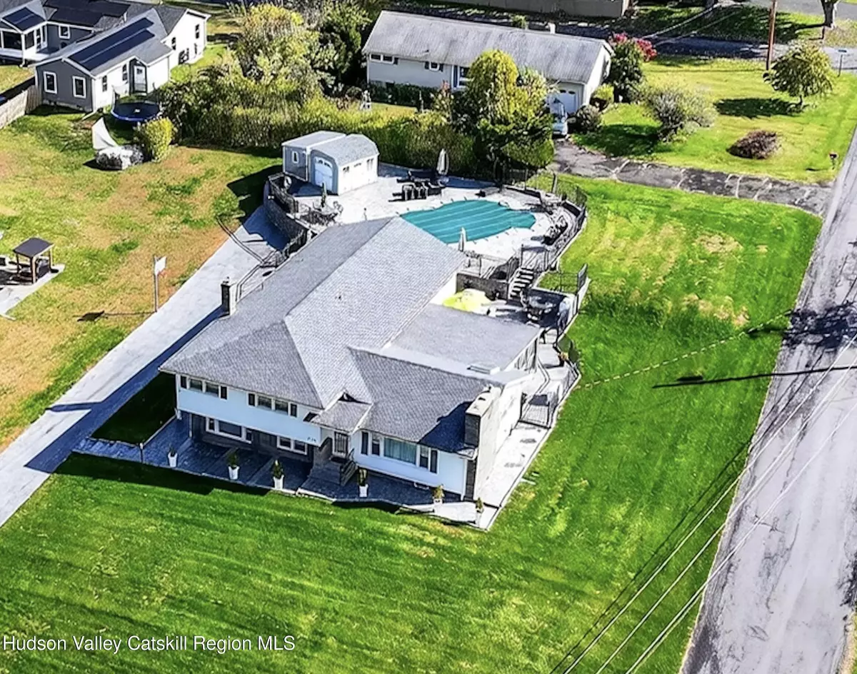 Hurley, NY 12443,179 Hilltop DR