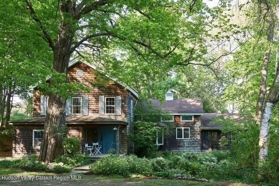 611 Martindale RD, Craryville, NY 12521