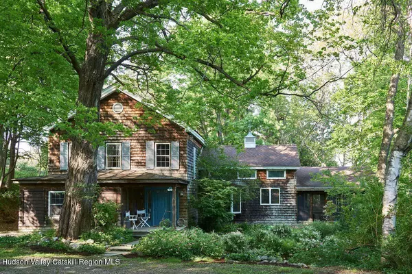 611 Martindale RD, Craryville, NY 12521