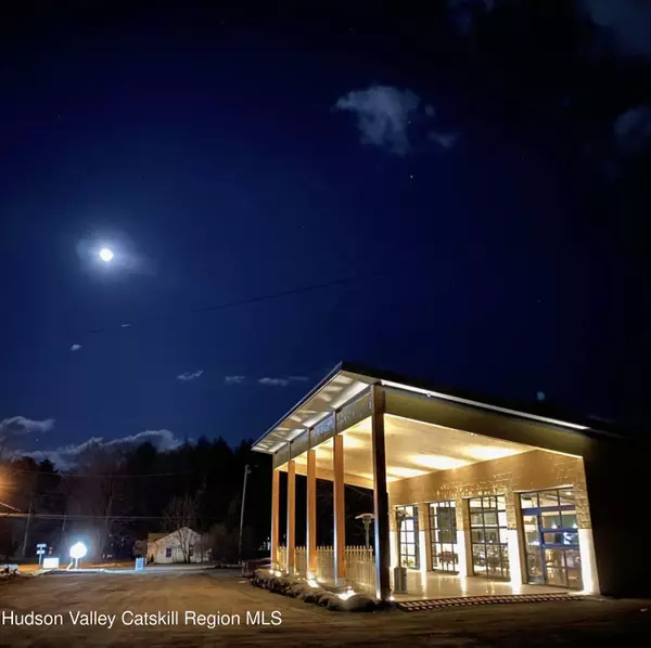 261 Tinker ST, Woodstock, NY 12498