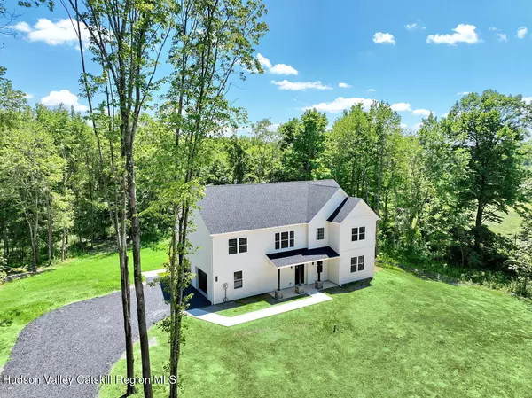 New Paltz, NY 12561,334 N Ohioville RD