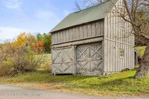 Coxsackie, NY 12051,2021-2071 Potic Mountain RD