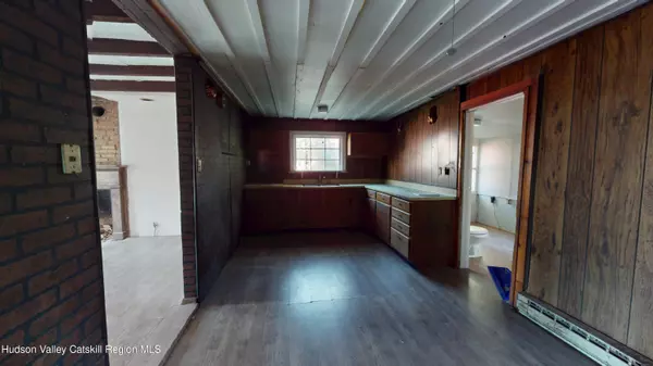 Athens, NY 12015,11 N Montgomery ST