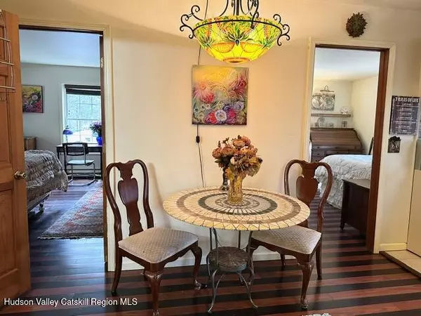 Acra, NY 12405,25 Ulla TER