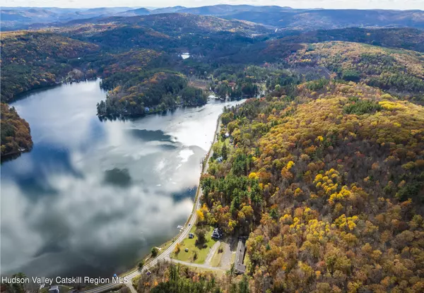 Canaan, NY 12029,165 Queechy Lake DR