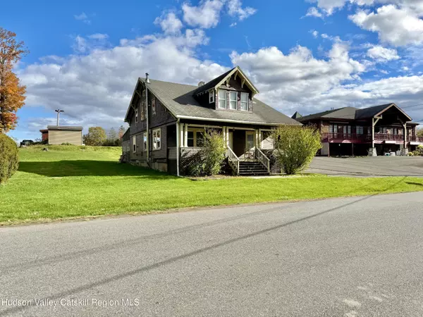 Catskill, NY 12414,8 Forest Hills AVE