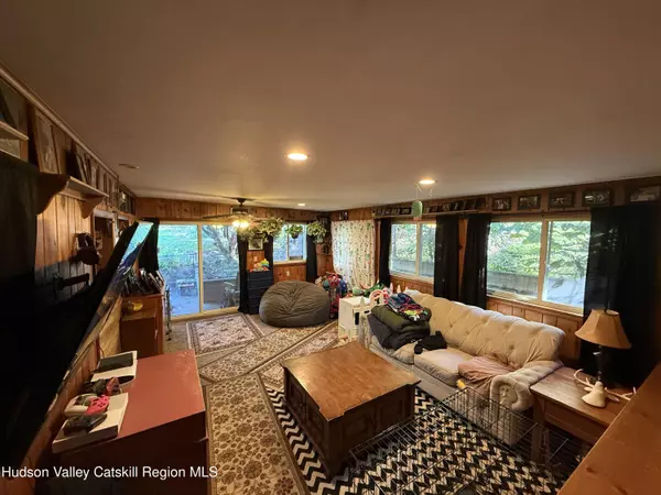 Kingston, NY 12401,53 Shufeldt ST