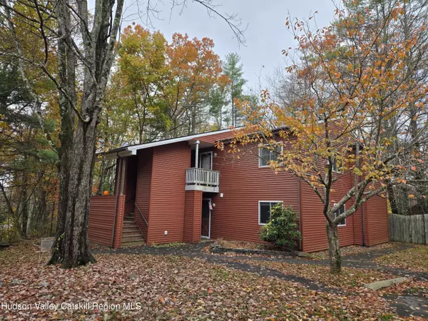 1221 Church RD #2, Saugerties, NY 12477