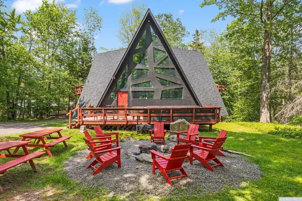 96 Lake Rd, Hunter, NY 12442