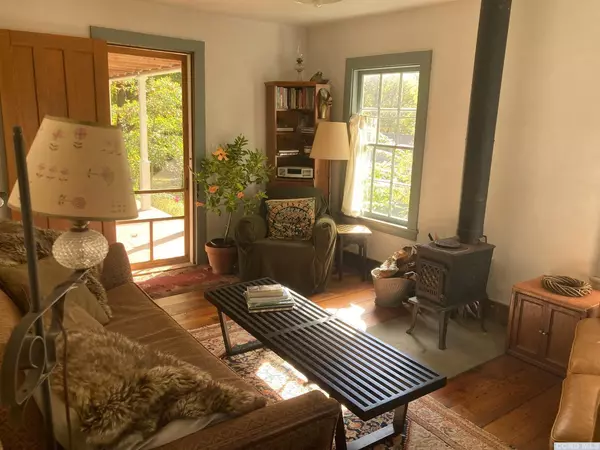 Tivoli, NY 12583,42 Stonybrook RD