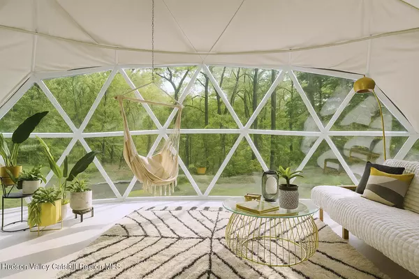 Dover Plains, NY 12522,105 Sand Hill RD