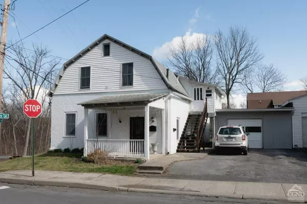 122 Second ST #1, Athens, NY 12015