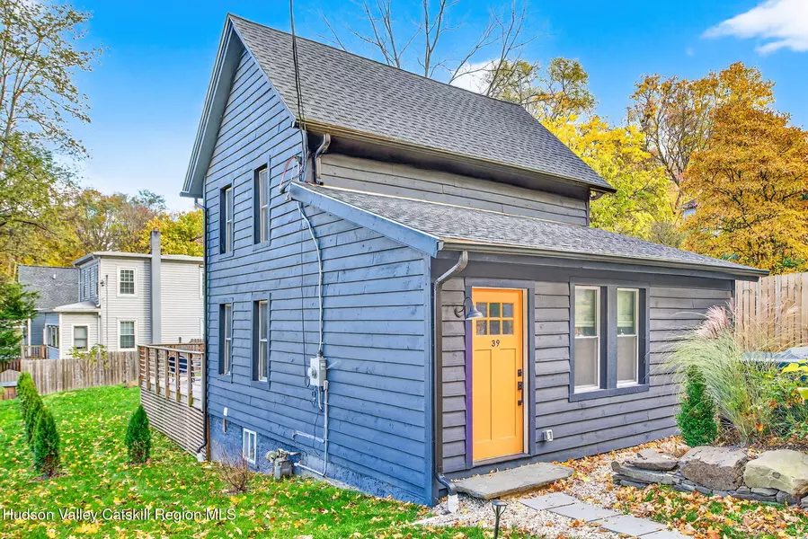 39 N Broadway, Kingston, NY 12401