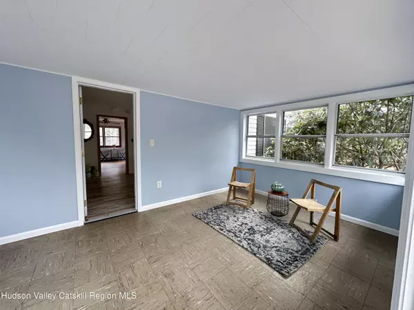 Saugerties, NY 12477,376 Band Camp RD