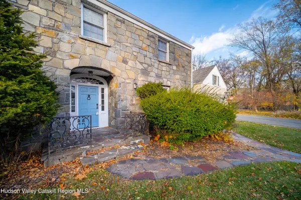 Ellenville, NY 12428,7 Glenwood DR