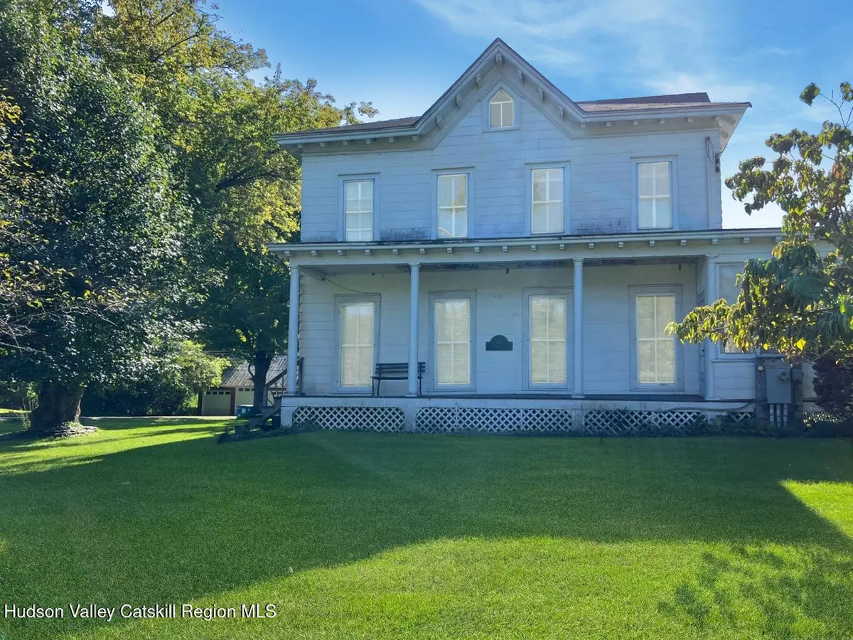 Hillsdale, NY 12529,60 Anthony ST