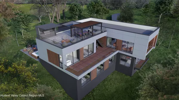 Saugerties, NY 12477,18 Montague LN