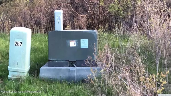 Athens, NY 12015,40 Travis #262 PL