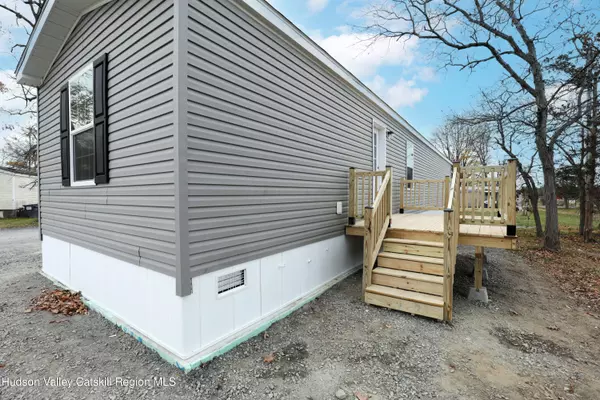 Hudson, NY 12534,414 Joslen Boulevard #24