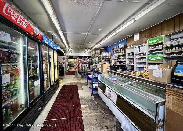 Kingston, NY 12401,185 Smith AVE