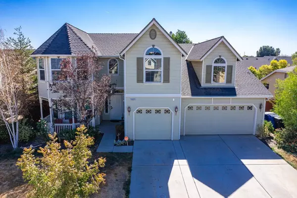 999 Tranquility, Lemoore, CA 93245