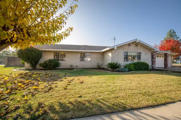 Clovis, CA 93612,388 W Rialto Avenue