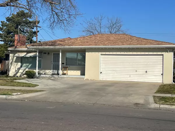 3913 E Fountain Way, Fresno, CA 93726